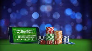 Filipino player accessing qpjl live casino on mobile phone